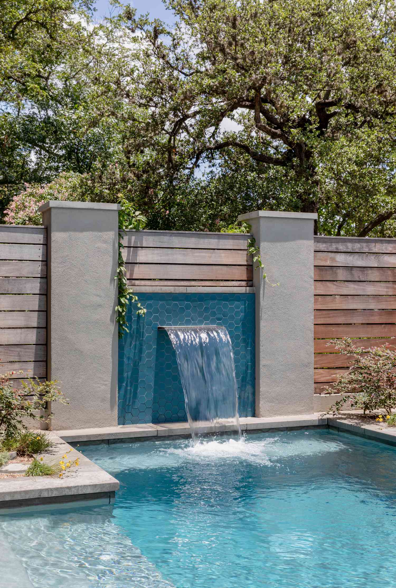 Verdaflow landscaped outdoor environment